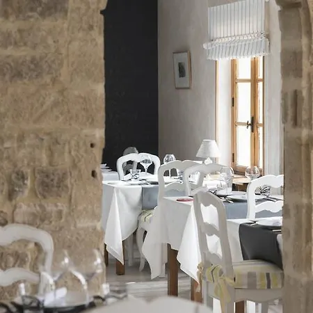 Logis Les Hospitaliers Hotel Le Poët-Laval