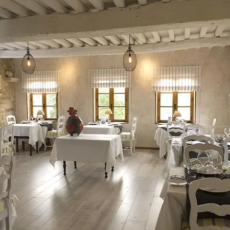 Hotel Logis Les Hospitaliers 3*