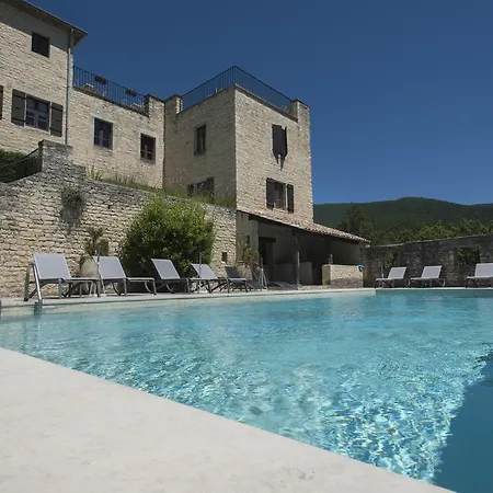 Hotel Logis Les Hospitaliers Le Poët-Laval