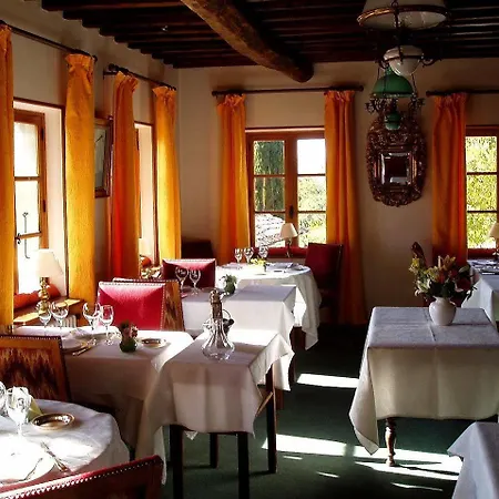 Logis Les Hospitaliers Hotel 3*